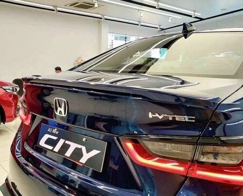 Honda City 2025 Facelift with Modern Design and Enhanced Features