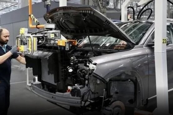 Turkish Automotive Sector Sees Production Drop Amid Rising Export Revenue in October