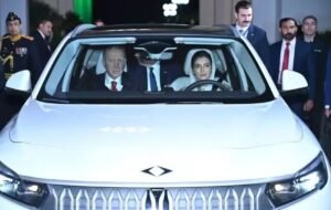 First Lady Aseefa Bhutto Zardari Drives Turkish Electric Vehicle Gifted by President Erdogan