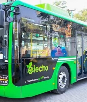 Punjab CM Maryam Nawaz Launches Electric Bus Service in Lahore