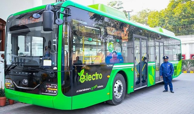 Punjab CM Maryam Nawaz Launches Electric Bus Service in Lahore