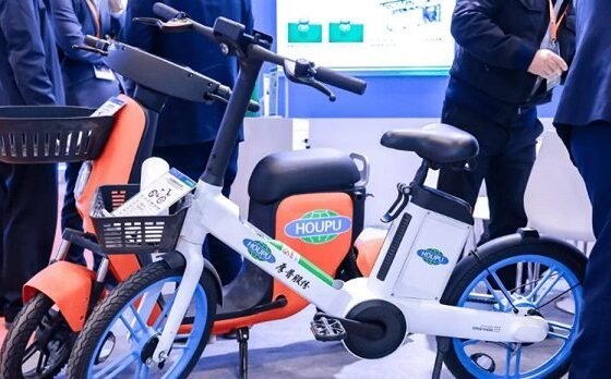 Bicycle that runs on nothing but water? The H200 hydrogen-powered bicycle makes this a reality