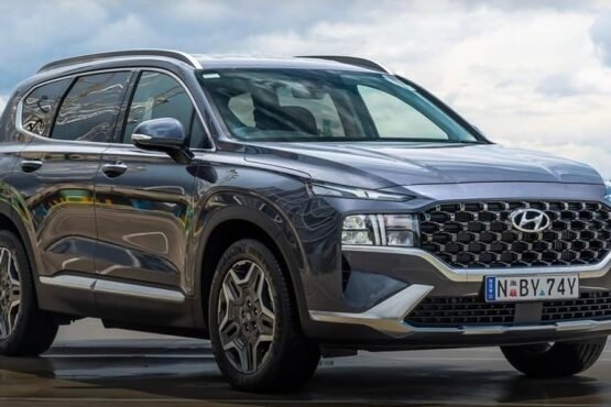 Hyundai Santa Fe Hybrid