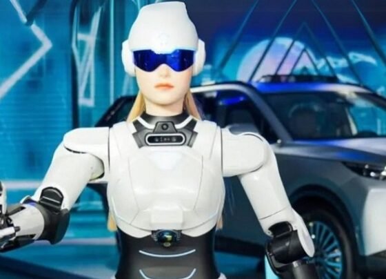 Mornine is a new Robot that sells cars in Malaysia