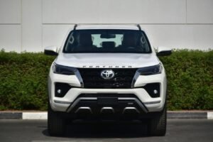 Pakistan’s Auto Industry Sees Strong Recovery: Toyota Fortuner Leads the Charge