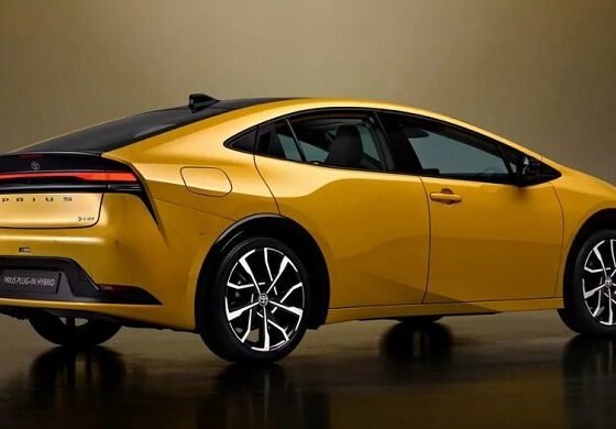 Toyota Prius 2025 Launch in Pakistan: Features, Pricing & Fuel Economy Breakdown