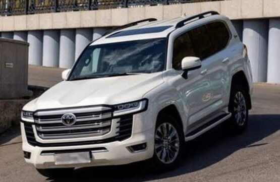 Punjab Excise Sets Record with Rs. 176 Million Luxury SUV Registration Land Cruiser V8