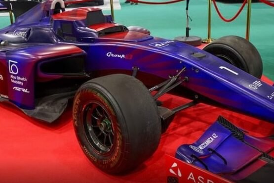 World’s First Fully Autonomous F1 Car Unveiled in UAE