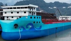 China Launches Gezoba: The World’s Largest Electric Cargo Ship Powered by Lithium Batteries