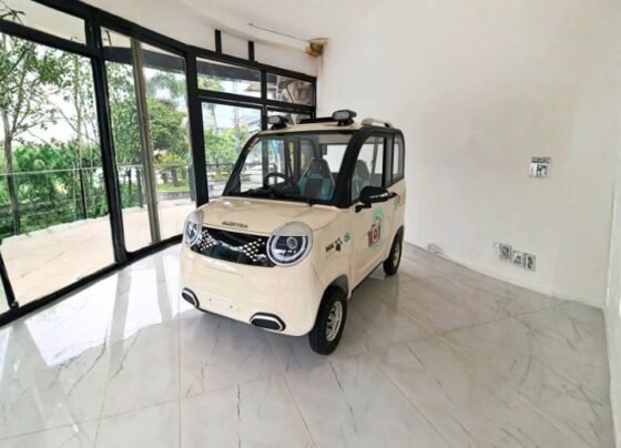 Alektra electric vehicles