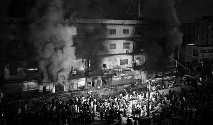 Traffic Advisory: MA Jinnah Road Closed Due to Gul Plaza Fire