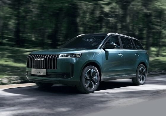 JAECOO J5 HEV Officially Launched in Pakistan: A New Hybrid Contender Under Rs. 8 Million