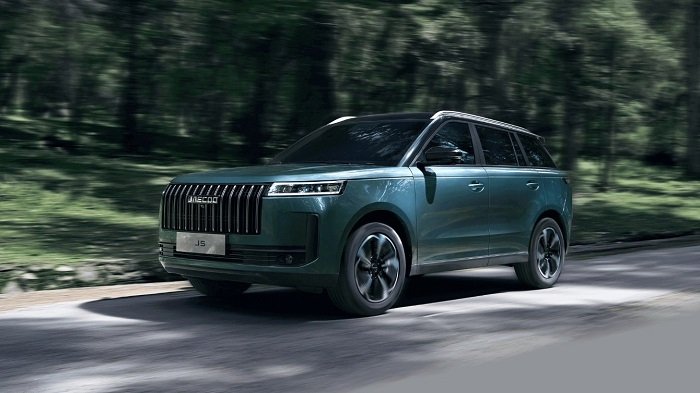 JAECOO J5 HEV Officially Launched in Pakistan: A New Hybrid Contender Under Rs. 8 Million