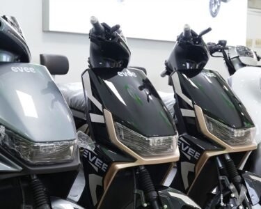 Evee Launches Gen-Z Lithium Electric Scooter for Urban Riders in Pakistan