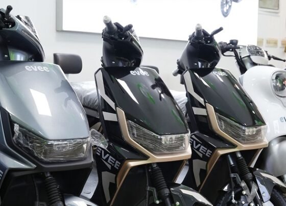 Evee Launches Gen-Z Lithium Electric Scooter for Urban Riders in Pakistan