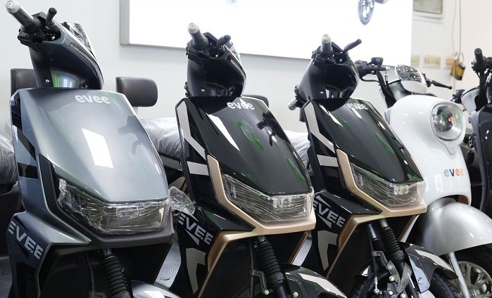 Evee Launches Gen-Z Lithium Electric Scooter for Urban Riders in Pakistan