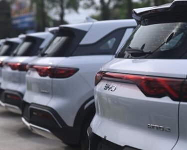 BYD-MMC Delivers 100 Atto 2 Vehicles Across Pakistan in a Single Day