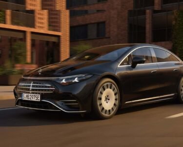 Mercedes EQS update