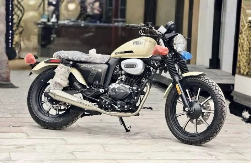 Affordable 250cc EFI motorcycle enters Pakistan market