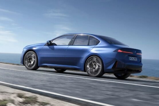 bmw compact ev