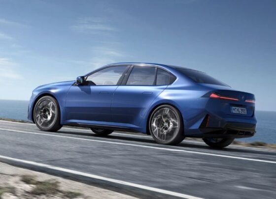 bmw compact ev