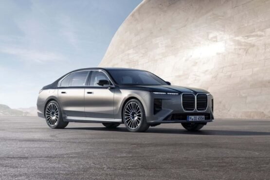 bmw i7 lci
