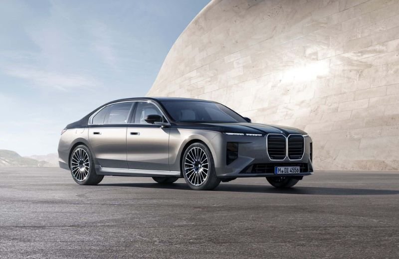 BMW brings updated luxury electric sedan to Pakistan