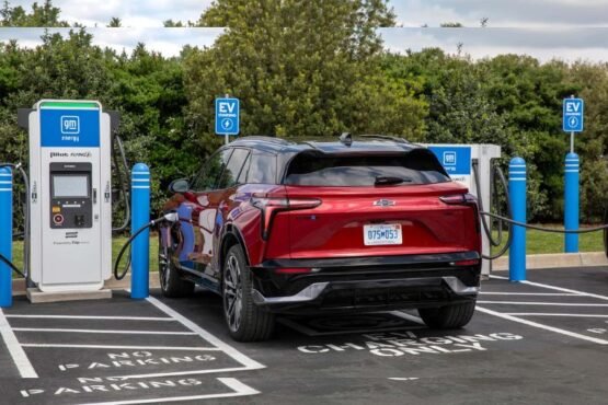 gm ev charging