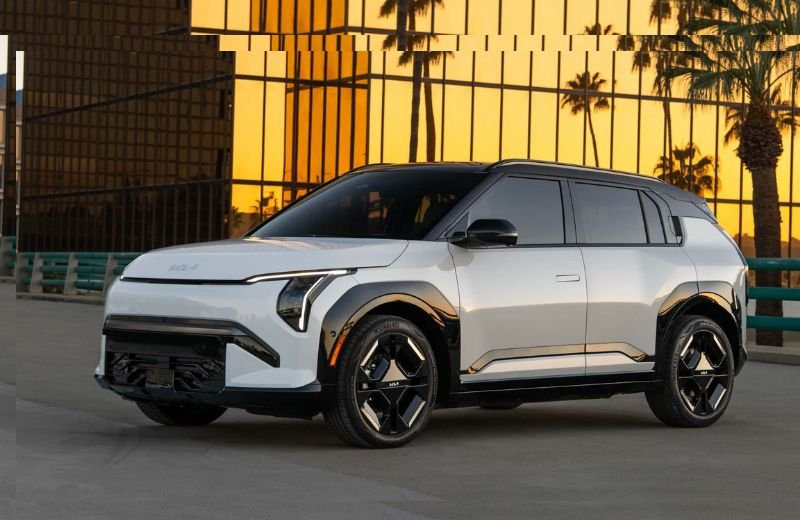 Kia EV3 Sets New Range Benchmark With 321-Mile Electric Drive