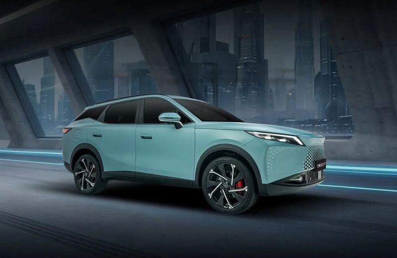 Omoda 7 Plug-In Hybrid Launches in Pakistan With 90+ km EV Range