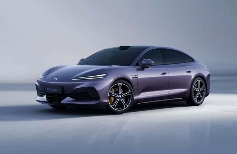 New BYD electric car promises longer range and faster charging