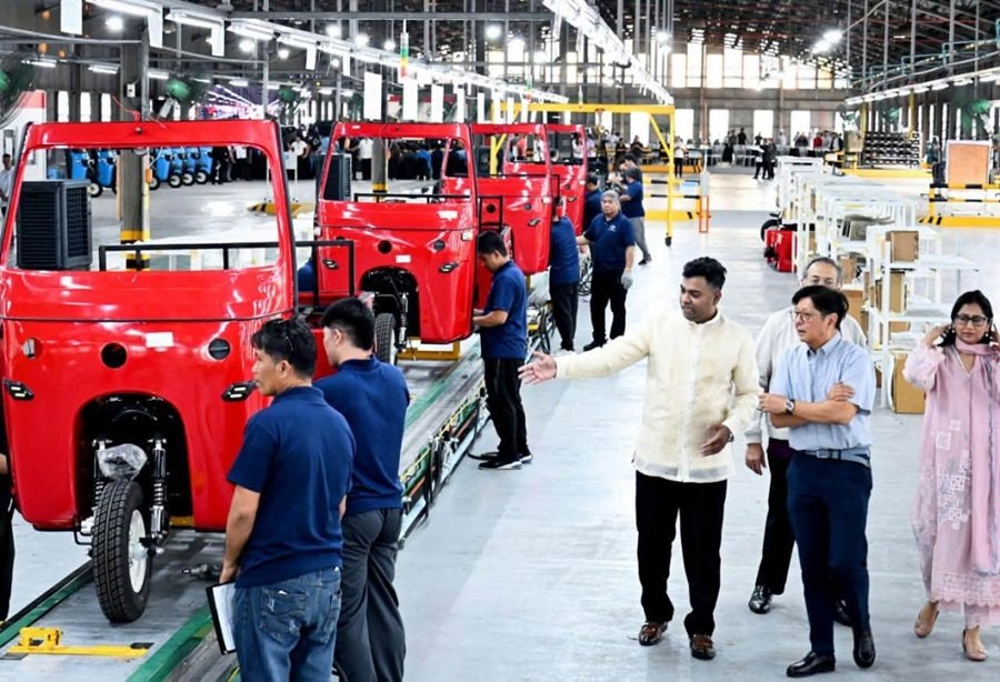 Made in Pakistan! Sazgar Inaugurates 12,000-Unit Three-Wheeler Assembly Plant in Philippines