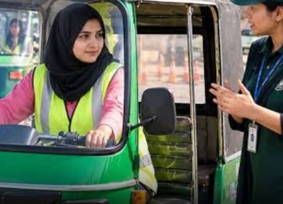 Lahore Traffic Police Trains 34 Women to Drive Rickshaws Copy SEO Title